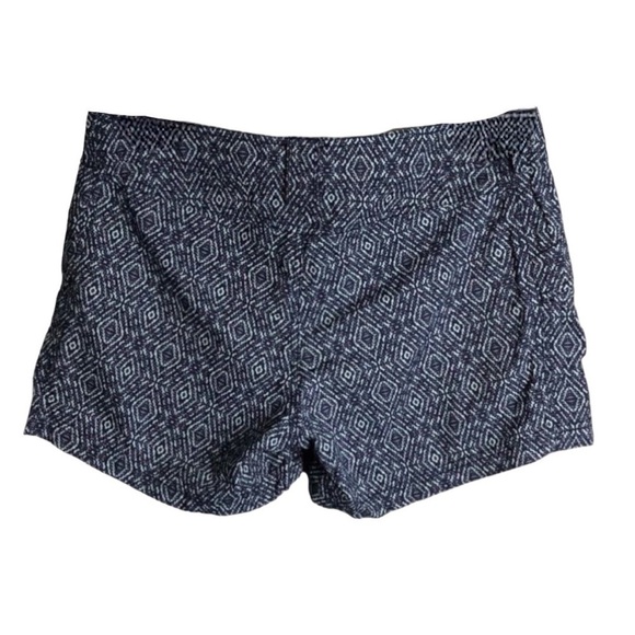 4/$45 MARMOT Navy Blue and White Patterned Flat Front Shorts size Medium - Picture 2 of 6